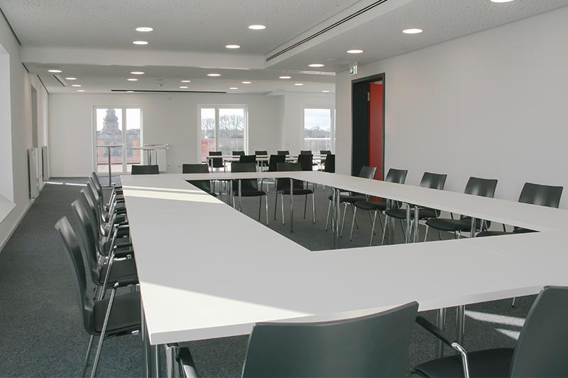 Conference room Schwinge and Luehe havenhostel Stade